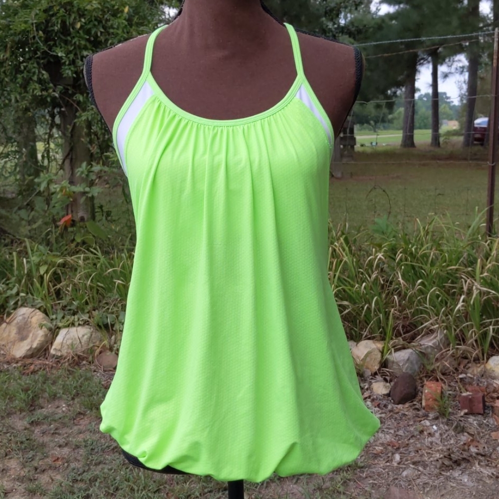 Lululemon No Limits Tank in Zippy Green & White